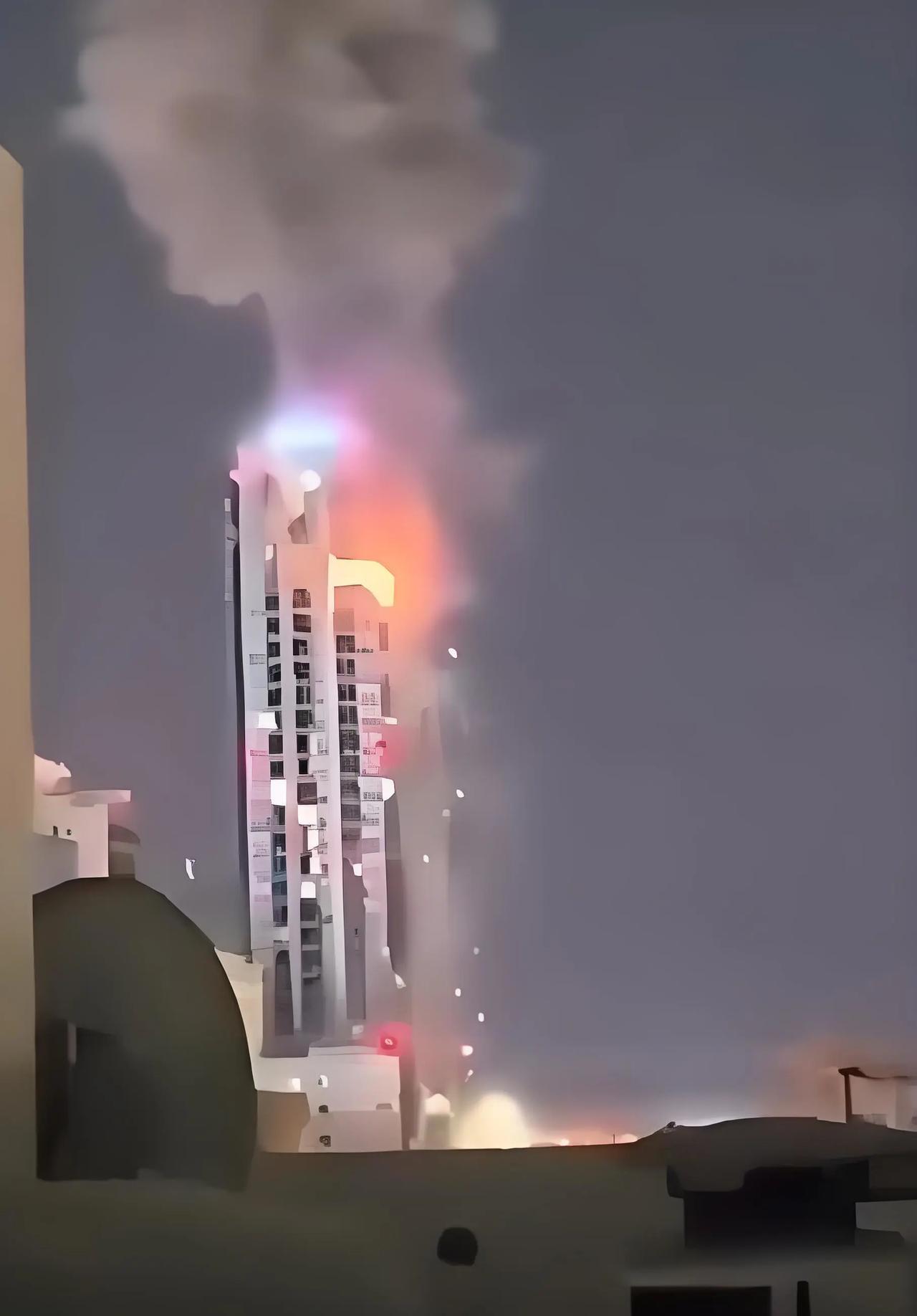 伊朗伊斯兰革命卫队出动无人机袭击了美国花旗银行设置在阿联酋和巴林的两座分行，作为