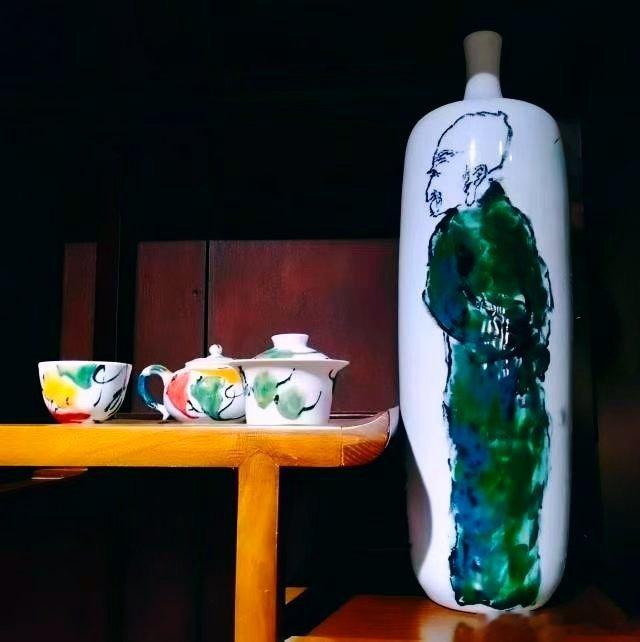 名家作品友情代理推荐分享【张俊东】北大书法硕士，中石油文联秘书长，中书协会员，中