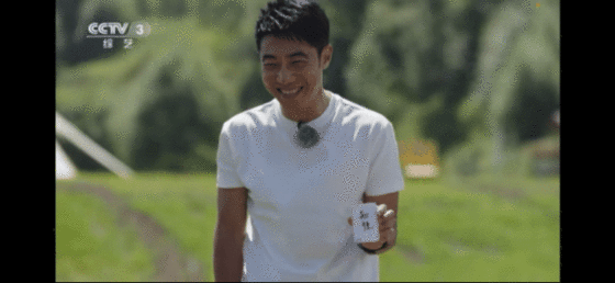 什么叫精准预判被撒贝宁演明白了预言家撒贝宁现场上线✨录制中途刚给自己安排知性人设