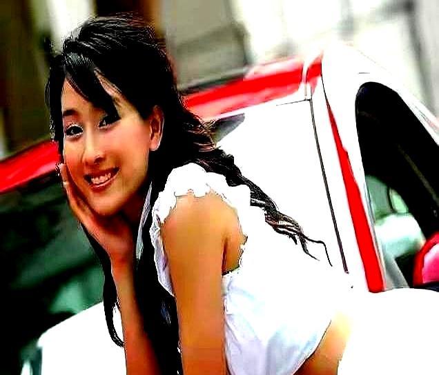 你绝对想不到，孔令辉被免职后竟拒绝接电话，跑去宜兴玩泥巴，一玩就是七年。
那个曾