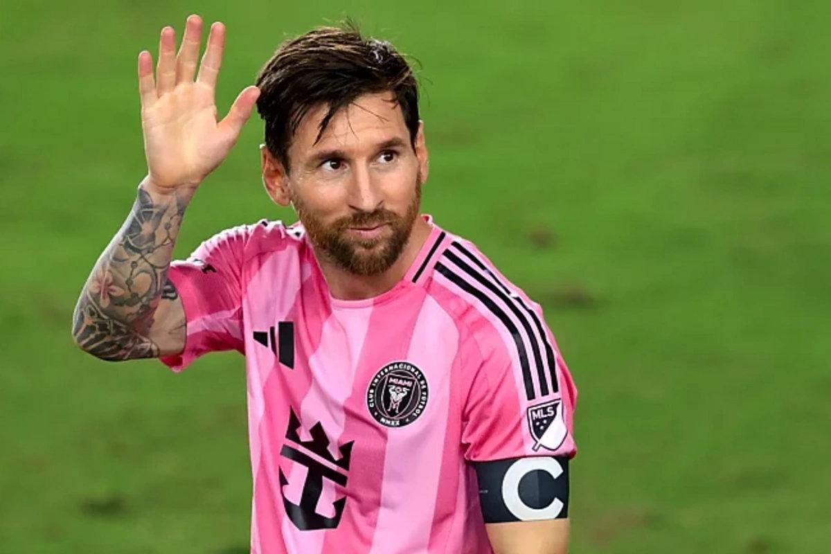 梅西最近聊起天来，还是那么云淡风轻。当被问到职业生涯里哪一年最辉煌时，这位拿遍一