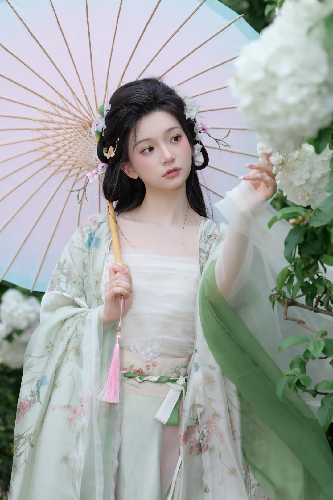 “梦醒时花开，杭州的绣球太好看了🍃”