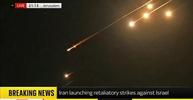 三年多来，大鹅的小兄弟们一个个被拔掉了，先是抵抗之弧，后是叙利亚，然后是委内瑞拉