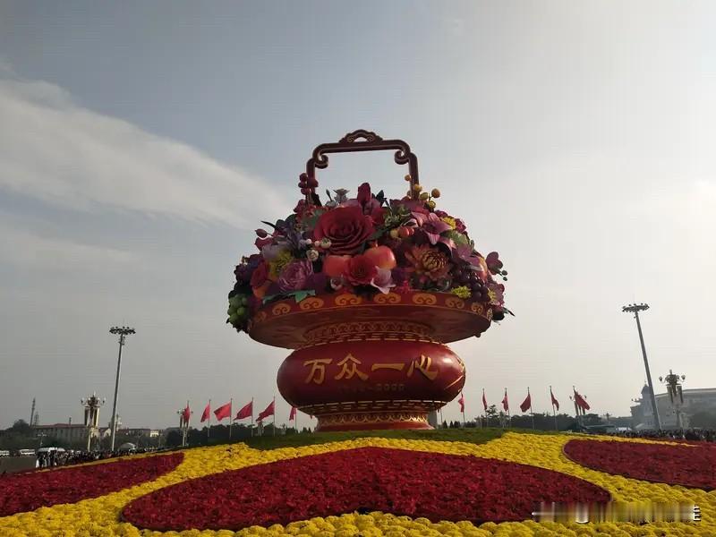 我自然是期望祖国能够尽快达成完全统一。有观点预估2026年是推动两岸统一的“黄金