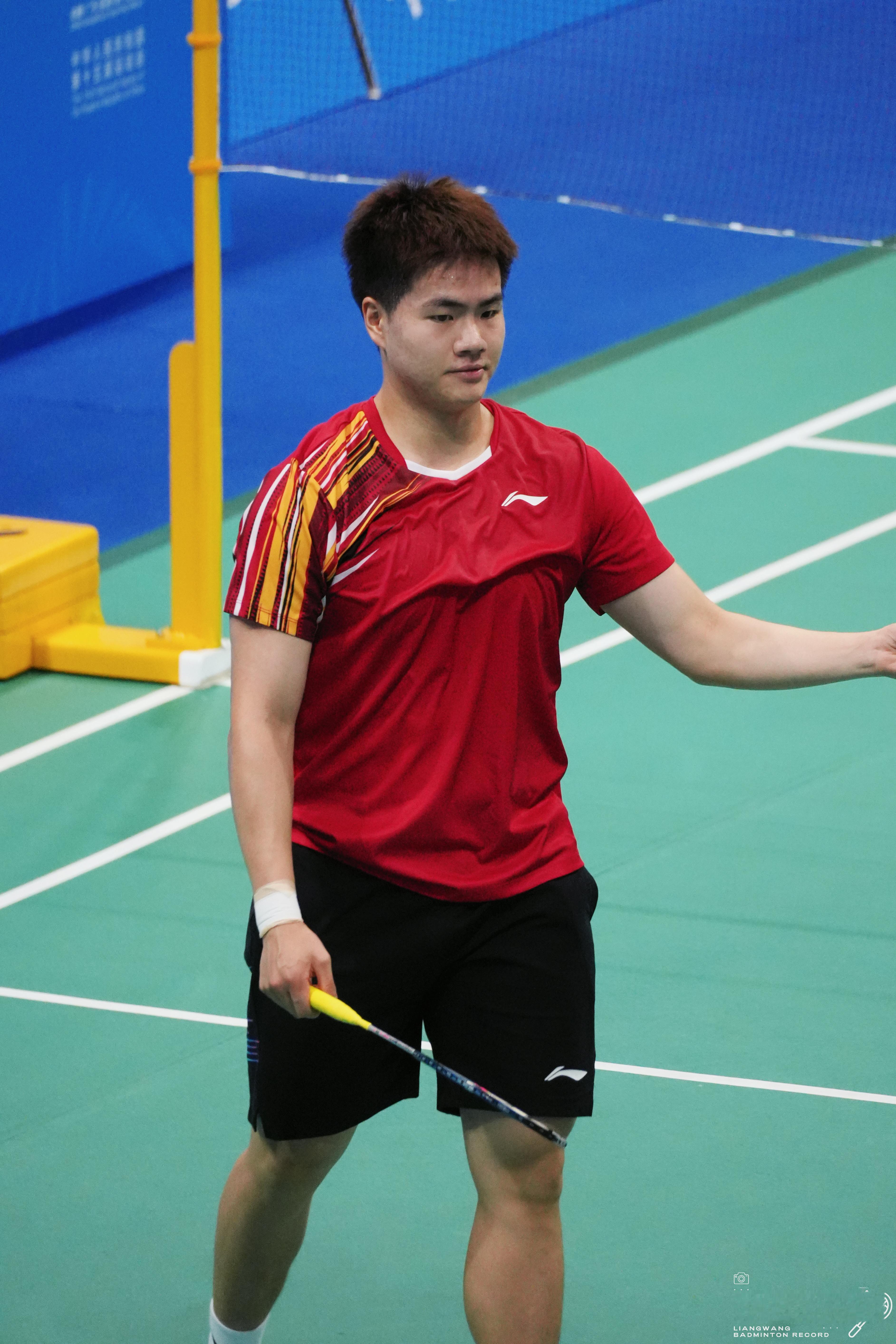 恭喜梁伟铿王昶顺利结束十五运团体赛并取得了好成绩接下来的比赛也顺顺利利健健康康地