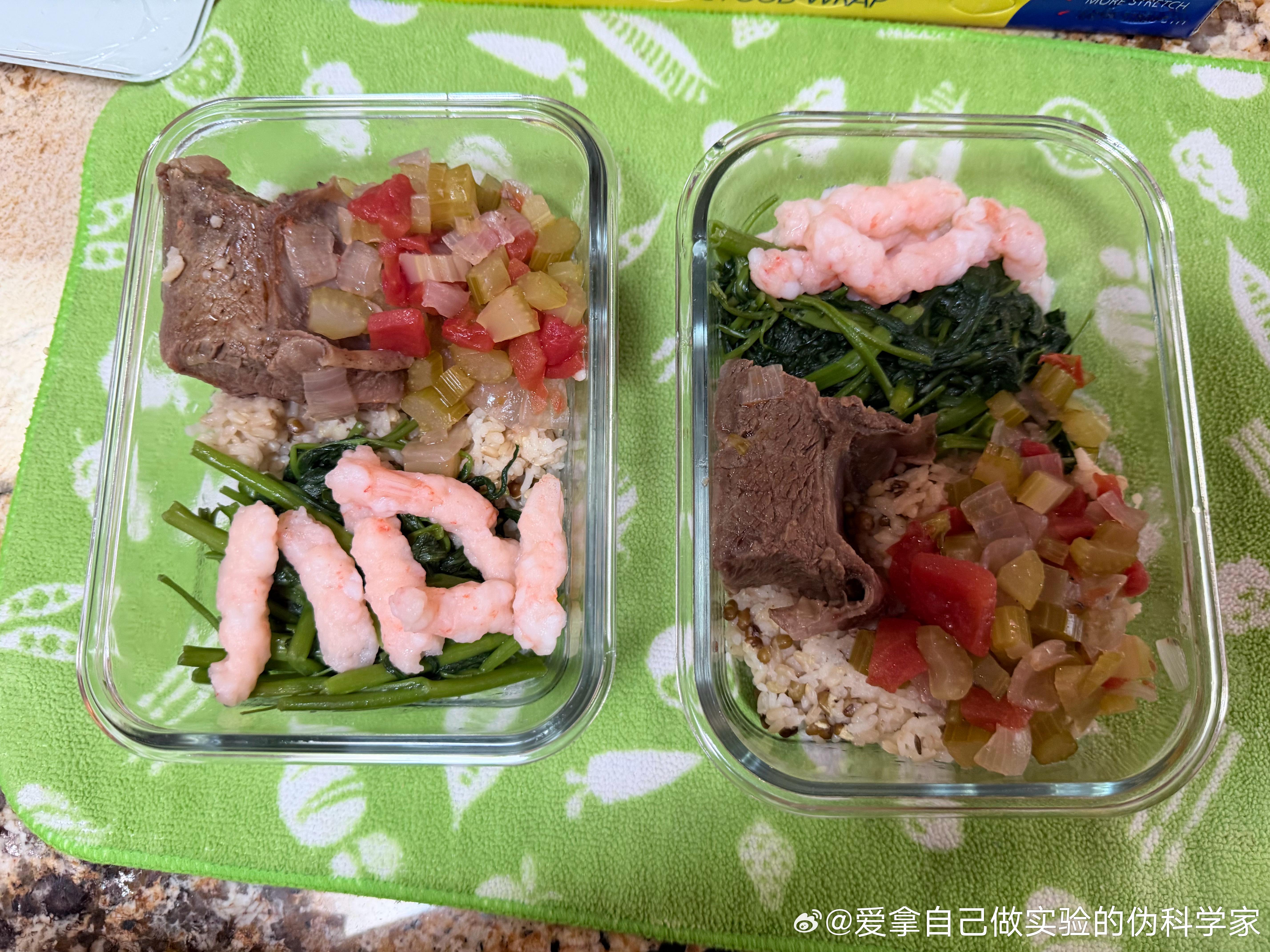 亲妈马虎版盒饭，2分钟快熟虾籽面和生菜，微波炉鳕鱼。虽然潦草，但是鳕鱼货真价实V