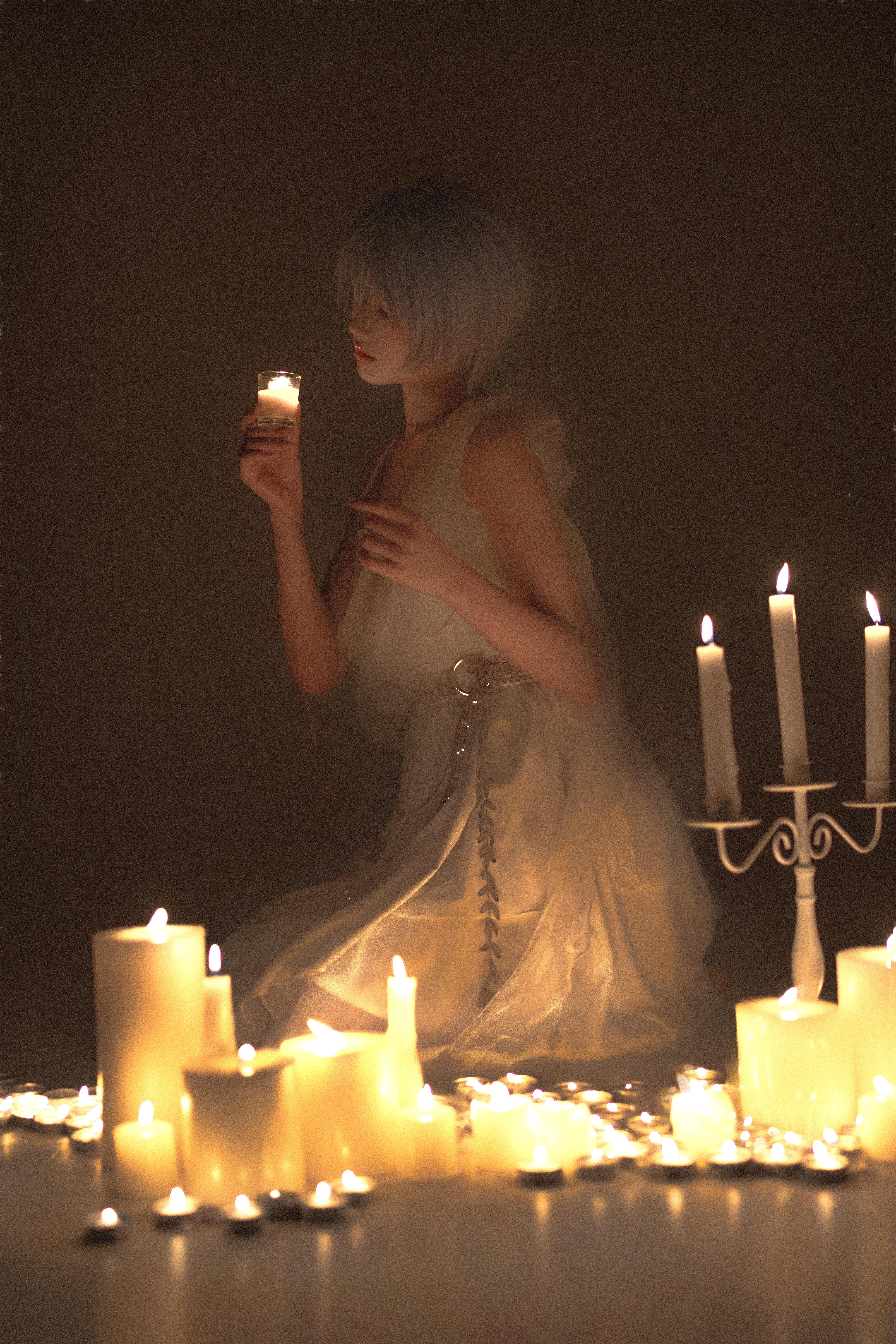 今天来到了卢浮宫了奥烙铁们，也没有什么特别的感觉。哎呀我这不我的蒙娜丽...