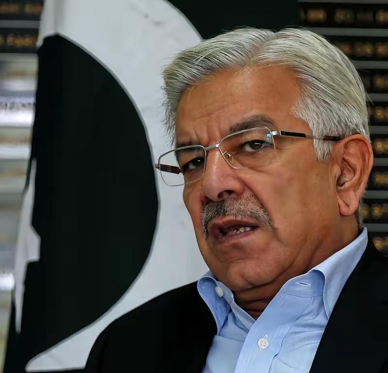 巴基斯坦国防部长哈瓦贾·阿西夫称，“以色列是人类的邪恶与诅咒。当伊斯兰堡正在举行