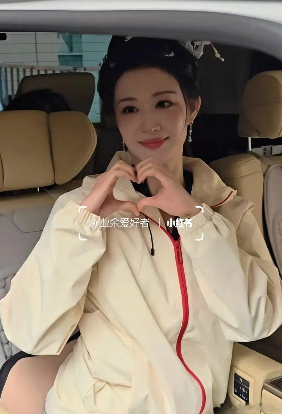 王楚然明月录出妆，无缝进组了 ​​​