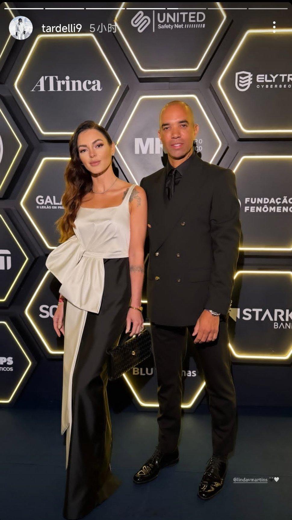 塔尔德利社媒晒照