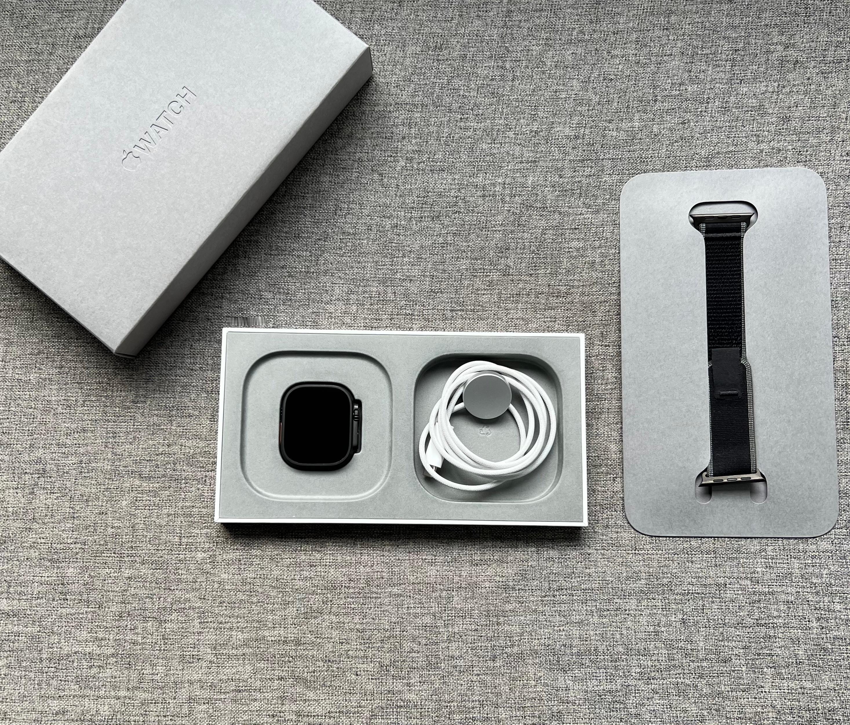 仅使用几天，Apple Watch Ultra3 蜂窝版49mm 钛黑+木炭色野