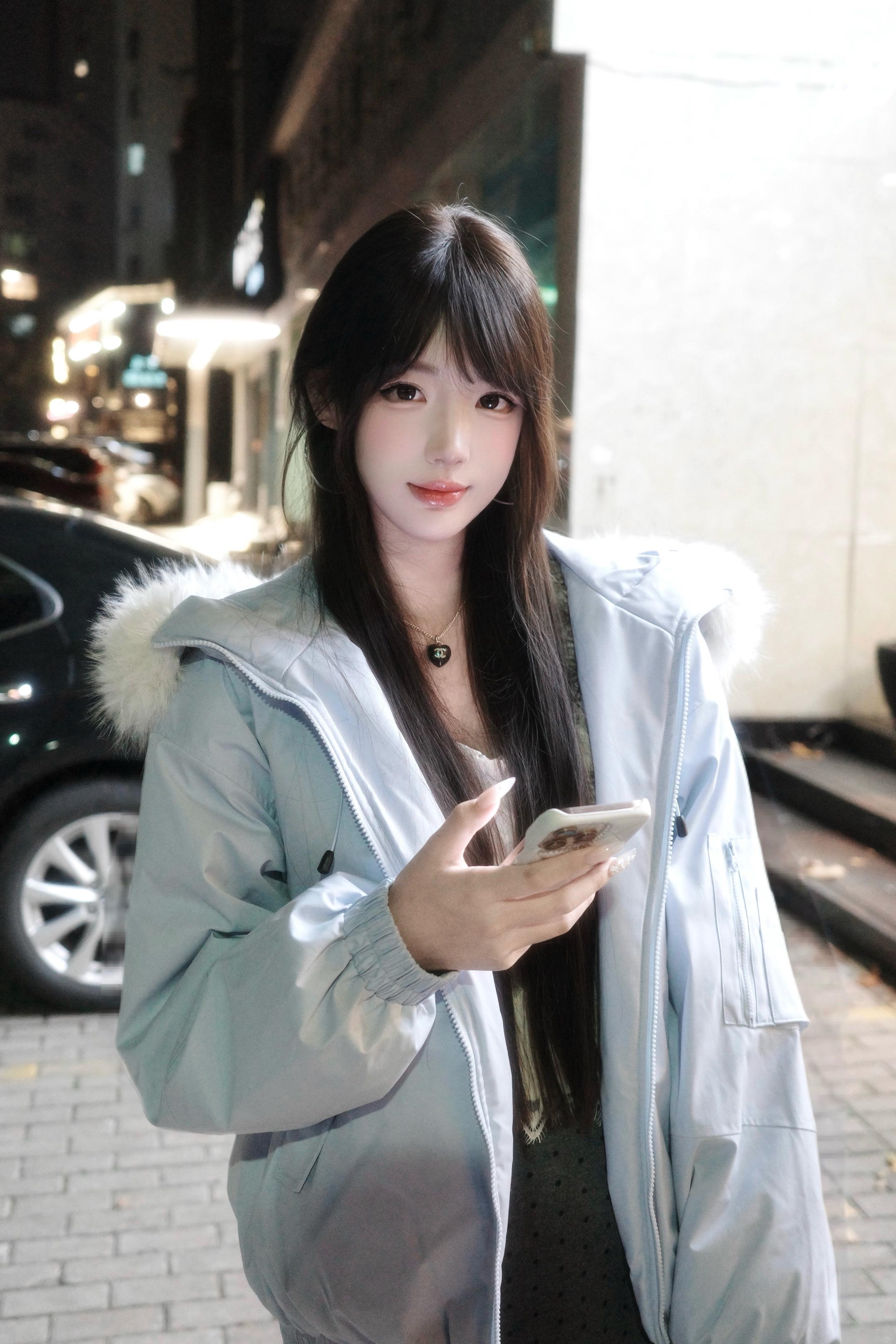 能不能借着天冷的理由 再靠近你一些