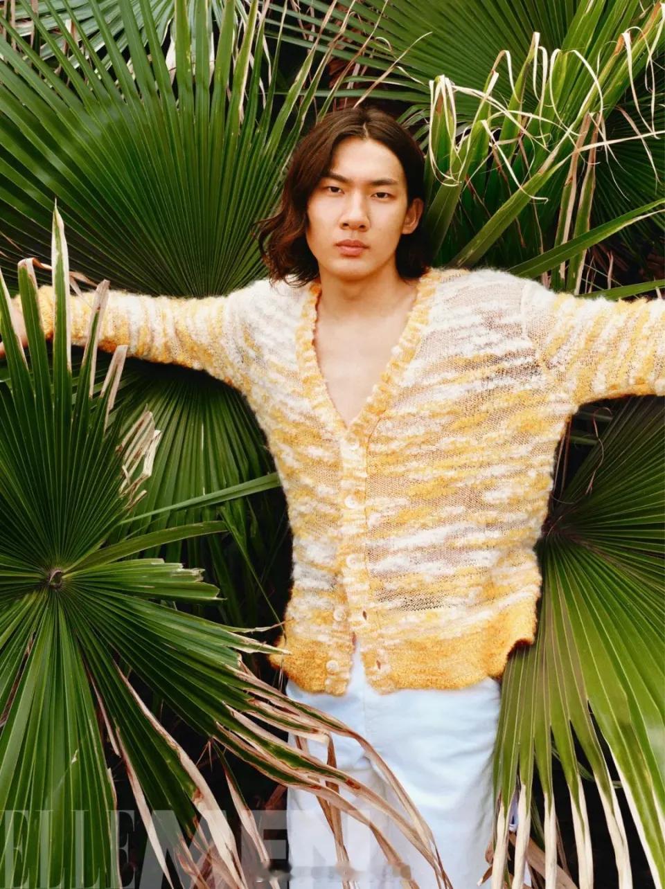 寻找开幕式中的苏翊鸣 很多人认识他，是因为舞台中央的闪光；但在更早之前，10岁的