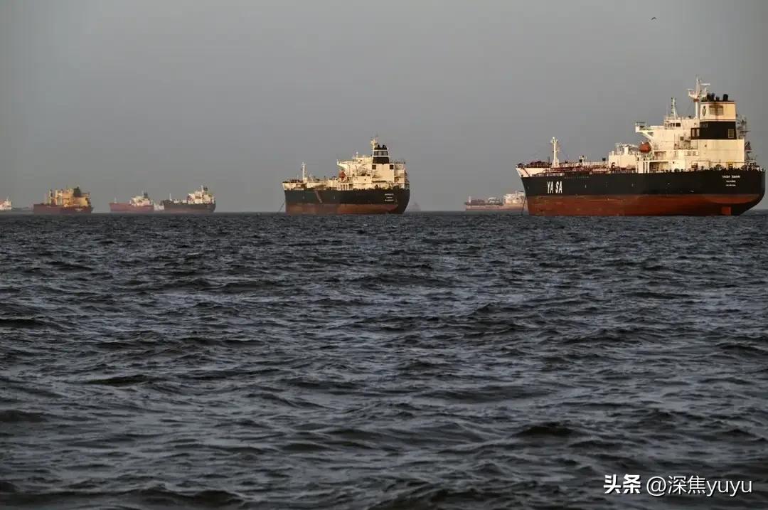 欧盟最高官员周二发出警告，称美国与以色列对伊朗发动的打击正在加剧整个中东地区的不