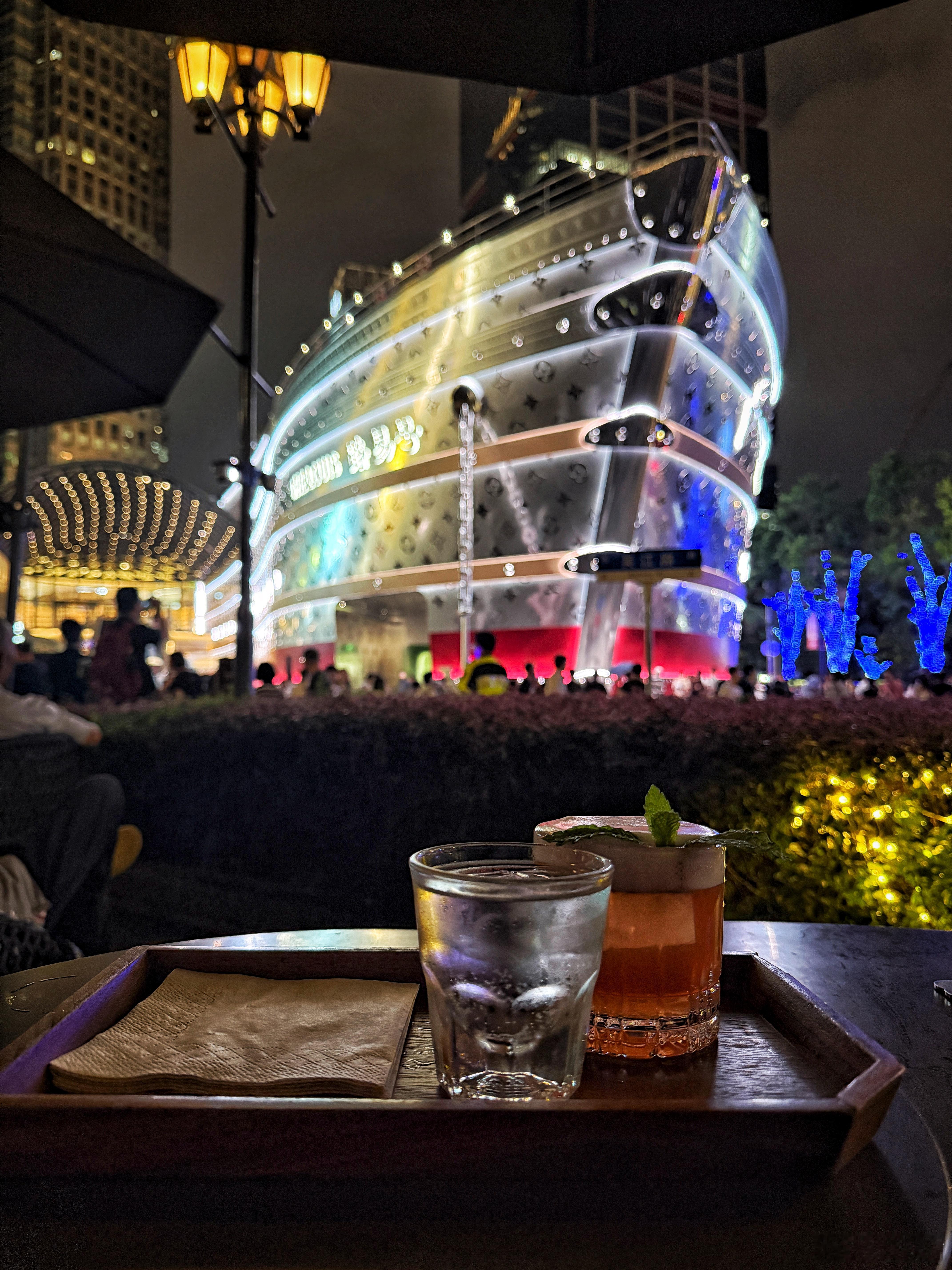 LV在家门口造了艘船🚢 极酷🆒 欣哲频道lv  ​​​