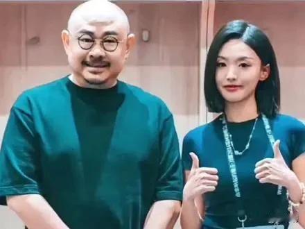 你了解徐子尧吗？
1. 徐子尧出生于2002年。
2. 她是四川音乐学院声乐歌剧