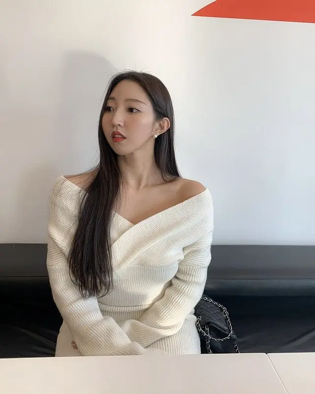 街拍美女 街拍穿搭 微胖女生 ootd穿搭 金妹妹