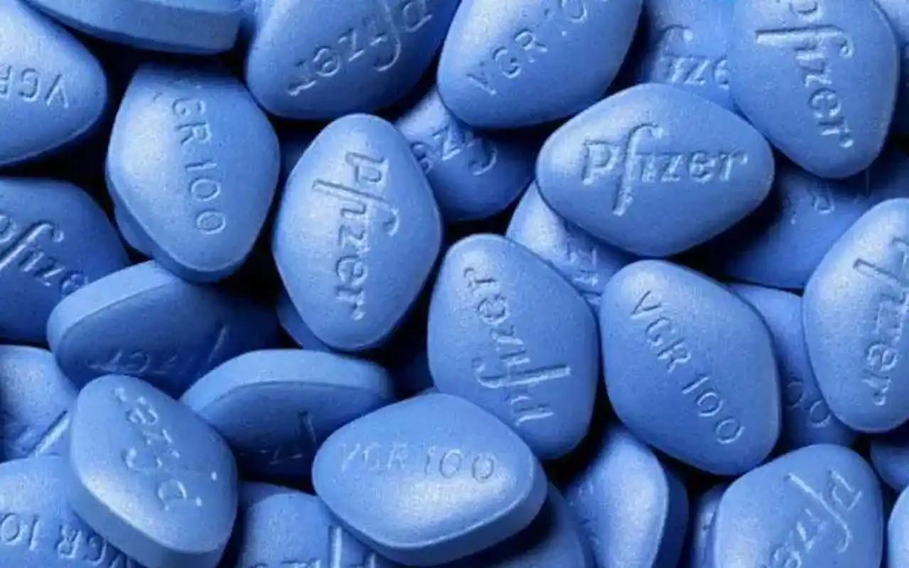 医生紧急叫停！服用他达拉非的人，身体出现4种症状必须停药

他达拉非是一类用得非