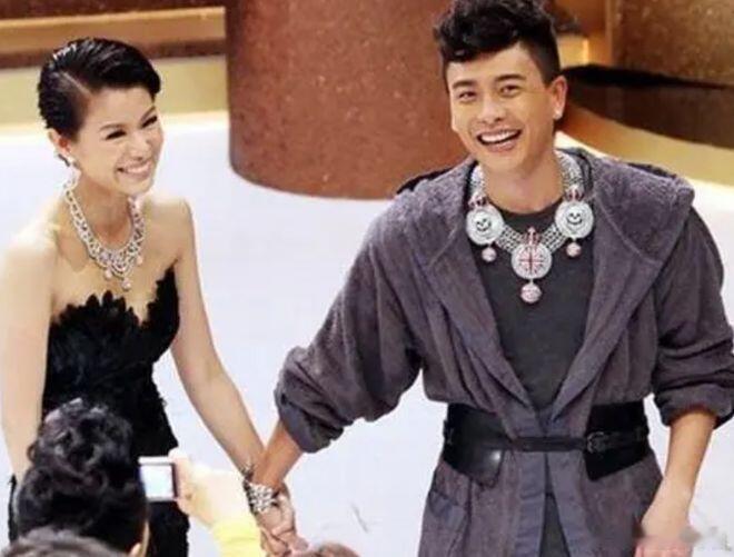 黄宗泽胡杏儿他们一个像风一个像树“风终究留不住”黄宗泽胡杏儿8年爱情长跑 ​​​