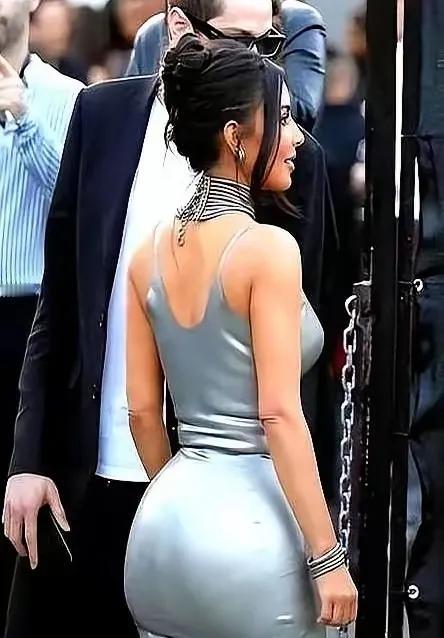 美国医美圈冒出个挺争议的事儿——有顶级诊所在用死者捐献的脂肪做填充，就是那款叫A