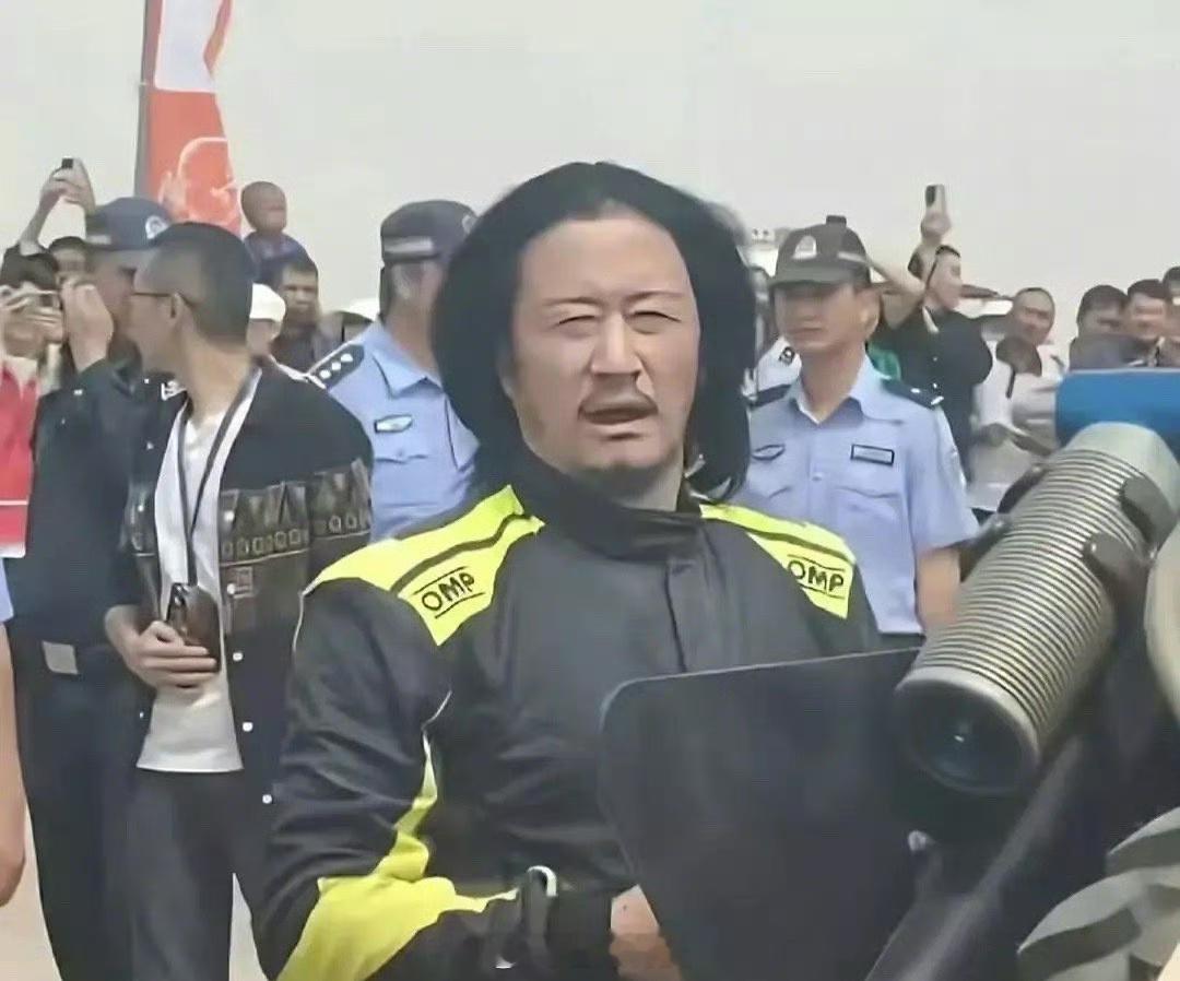 吴京你这是… ​​​