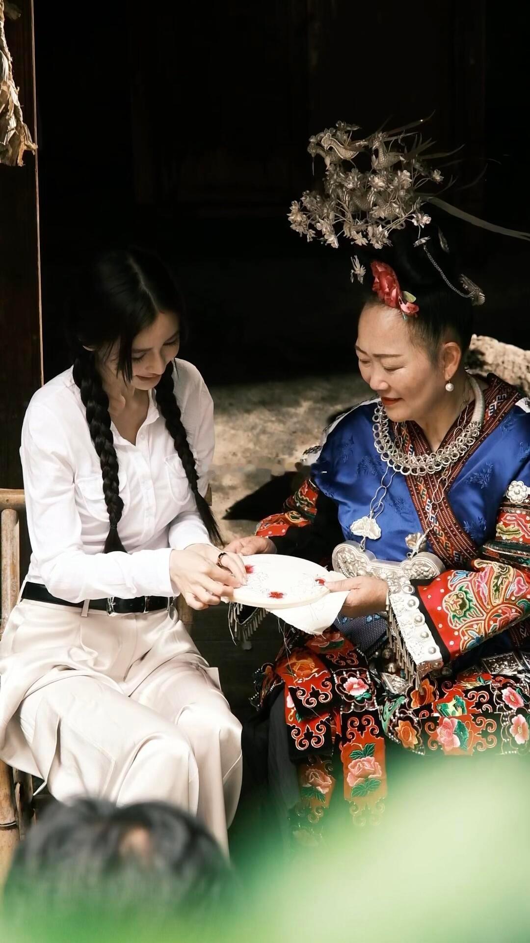 angelababy angelababy相思令 我本生活在黑暗里 是她的到来给