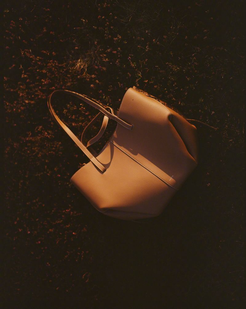 POLENE PARIS : LONGUE VUE EDITION 1 简约的法