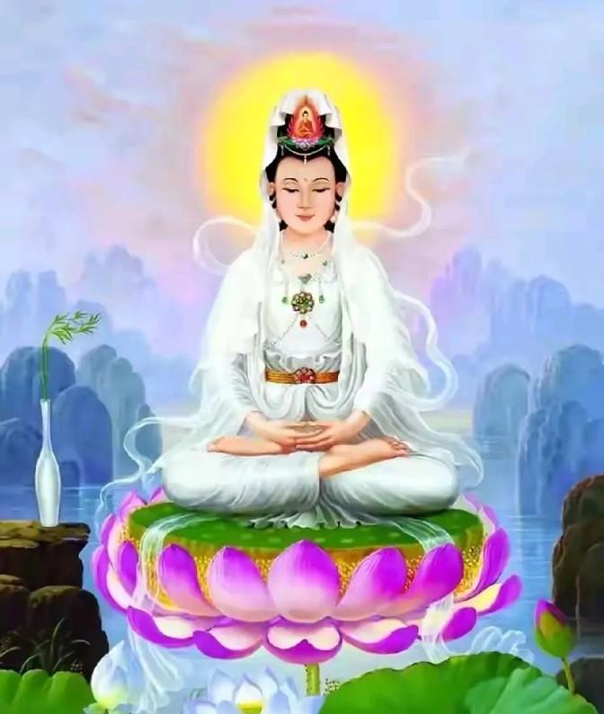 巧遇观音菩萨，她的力量可不得了，只要你心诚，她就会显灵。四个
偶遇观音菩萨，她的