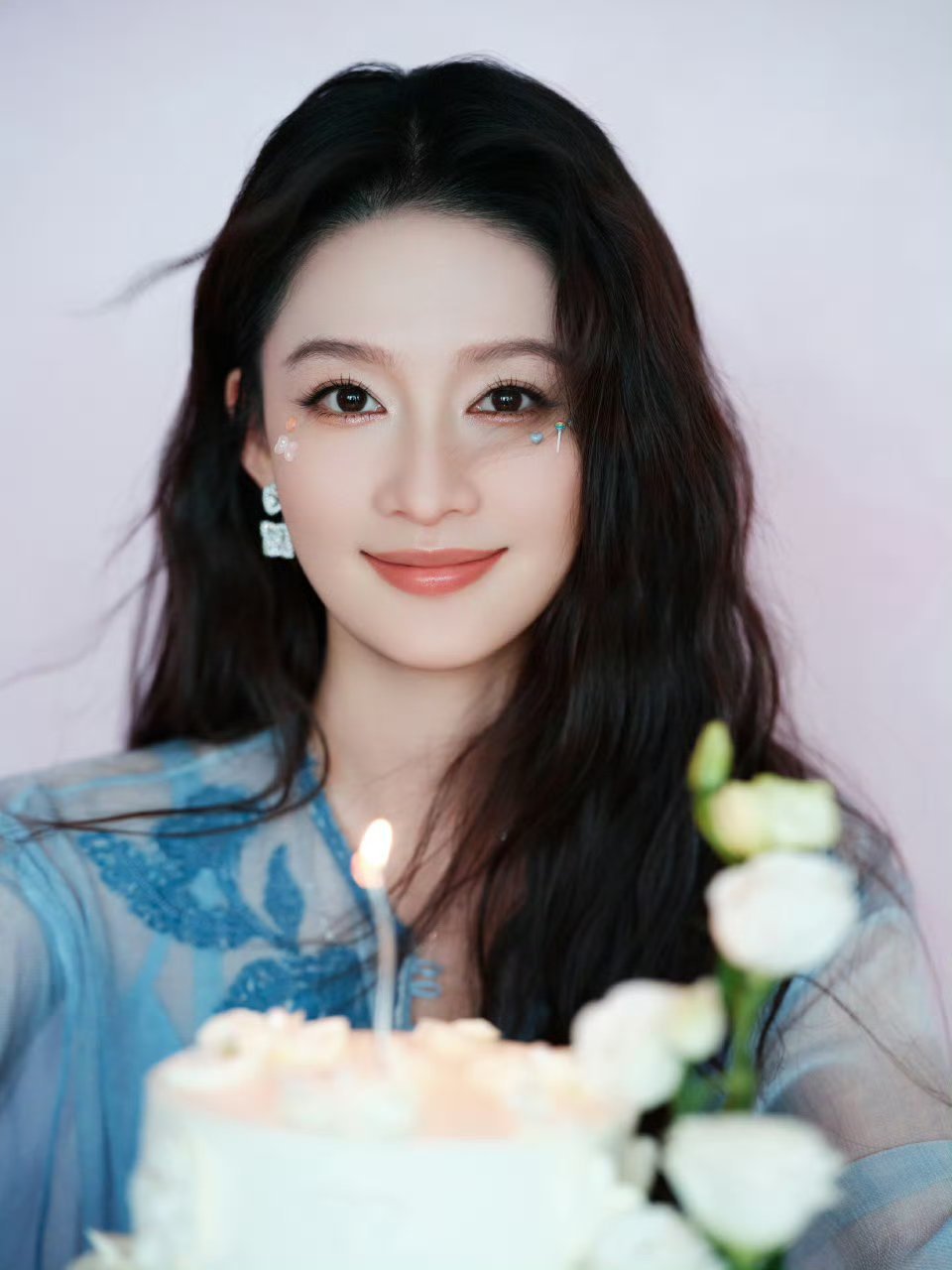 李沁～～李沁[超话]李沁927生日快乐 ​​​