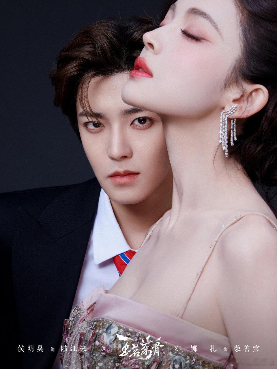 姐狗见多了姐猫还是第一次见 陆江来这堪称“ feline ambition（猫科