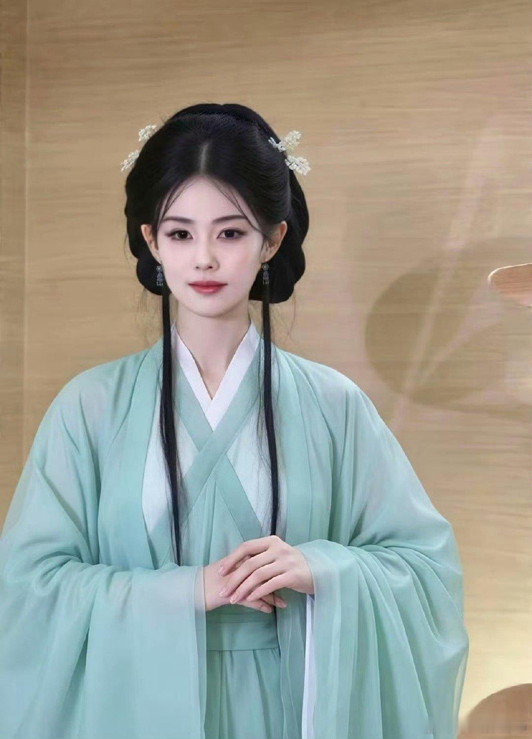 白鹿还是赵丽颖[思考] ​​​