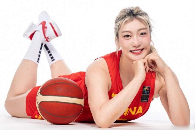 中国女篮柏林世界杯4分险胜捷克依然无法掩盖当前严重问题