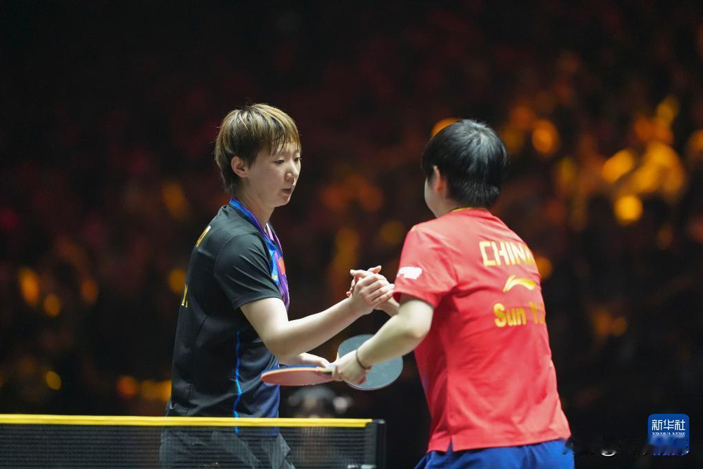 你如何看孙颖莎王曼昱被清华免试录取 10月30日，清华大学公布2026年社科学院