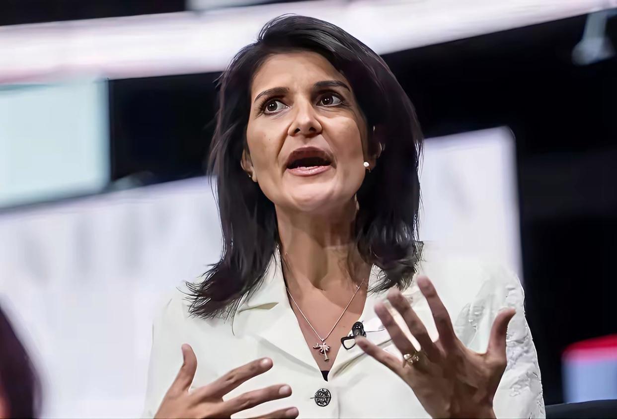 美国前驻联合国大使妮基·黑利4月24日在社交媒体发文称：“中国窃取自己无法制造的