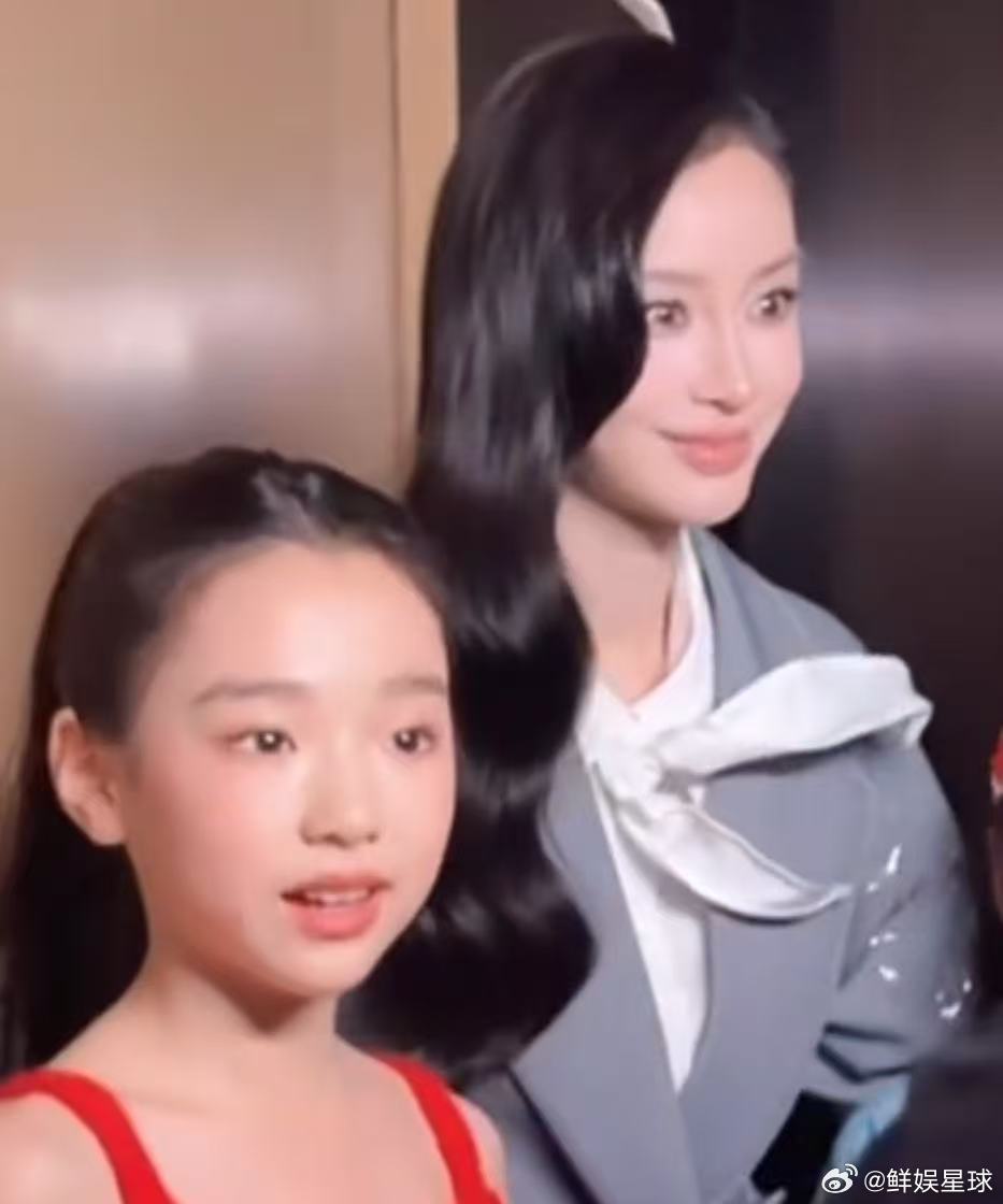Angelababy小酒窝合照Angelababy小酒窝合照小酒窝Angelab