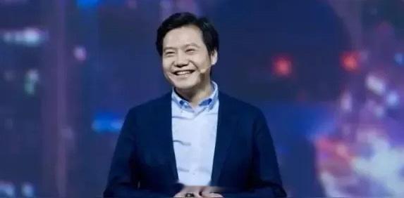 雷军回应小米被指贴牌 雷军还提到，代工是一种先进的生产模型，小米在产品设计、研发