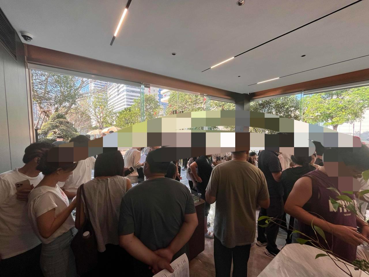 话说楼市低迷，没人看房更没人买房，但是在泉州鲤城区国企建发新项目楼盘一直备受关注
