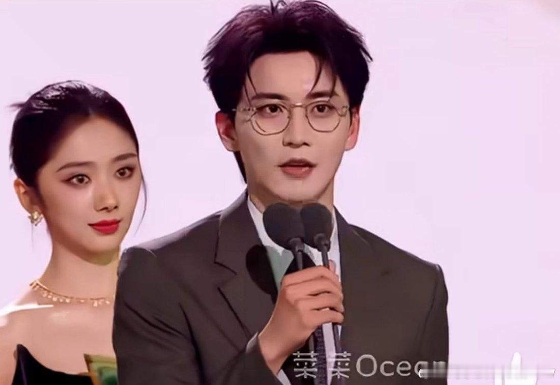 陈鑫海停顿这一下包含太多了 星光大赏上陈鑫海的获奖感言太戳人 一句想要最快的速度