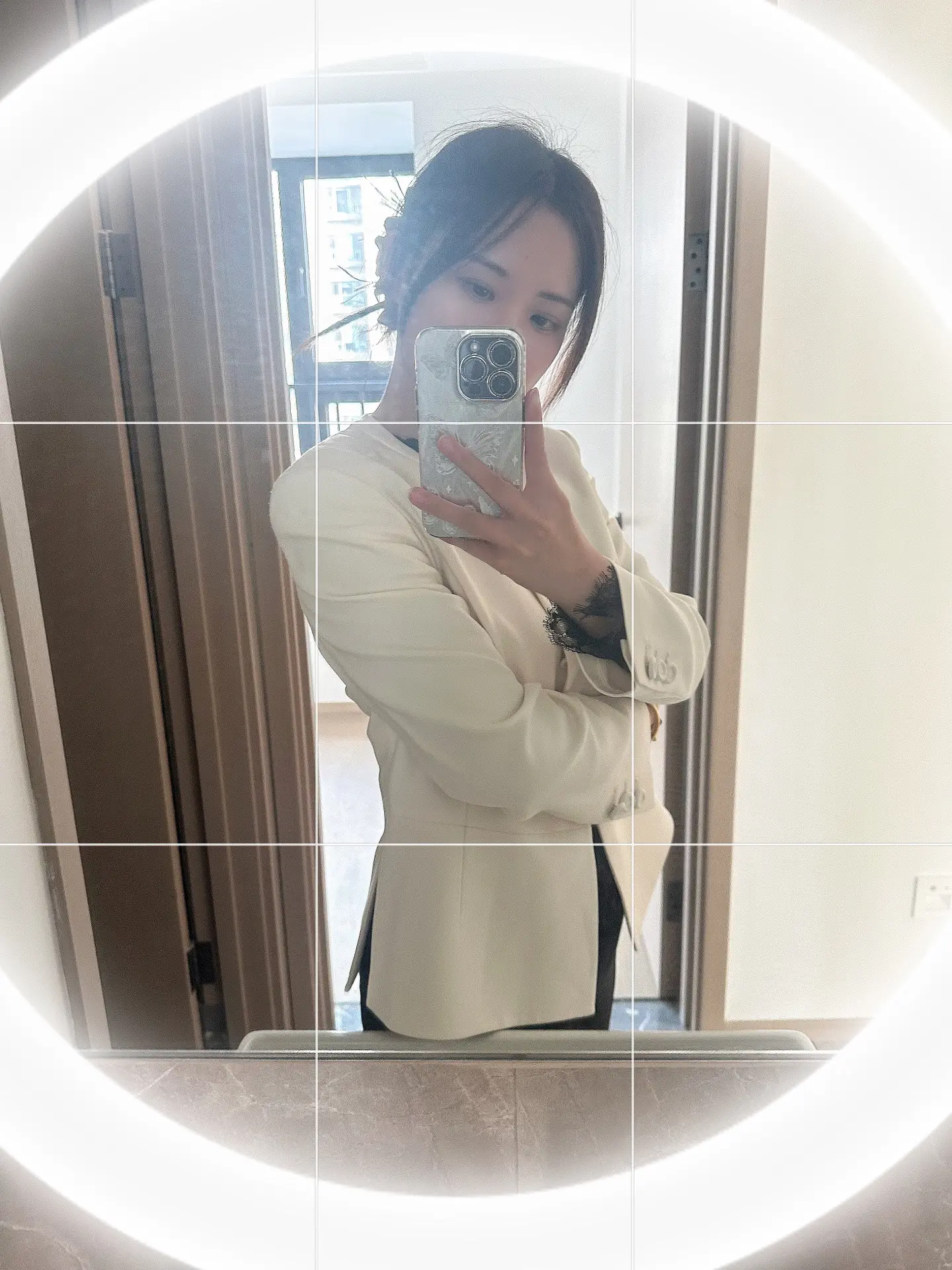 曲曲折折的路总有它的道理、只希望最后一页是花开万里。