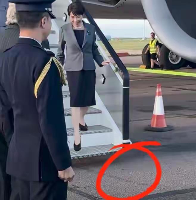 接待规格骤降！6月13日，日本首相满怀期待出访英国，本想借此次行程巩固盟友关系、