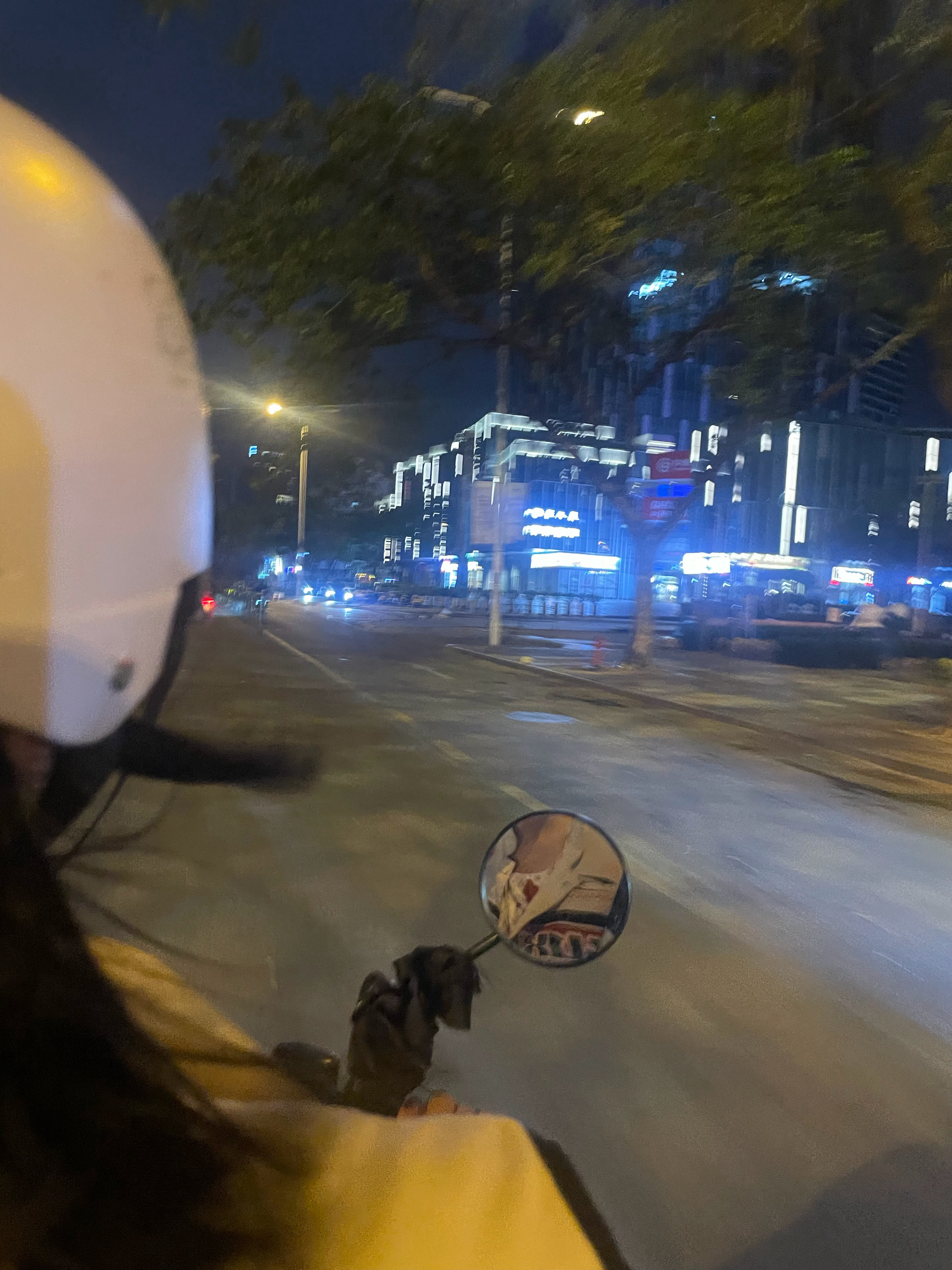 想念 青岛快快来prada品牌大使苏新皓