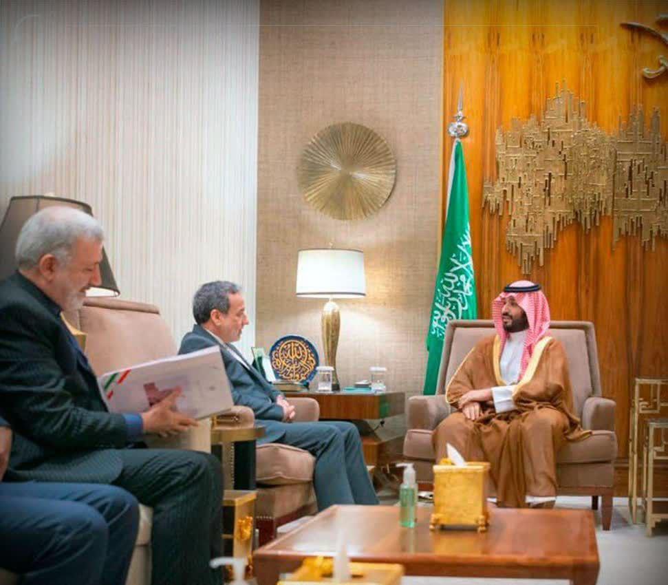 阿巴斯·阿拉格奇在与沙特外长的会晤中表示：我们的主要政策是扩大与邻国的关系，改善