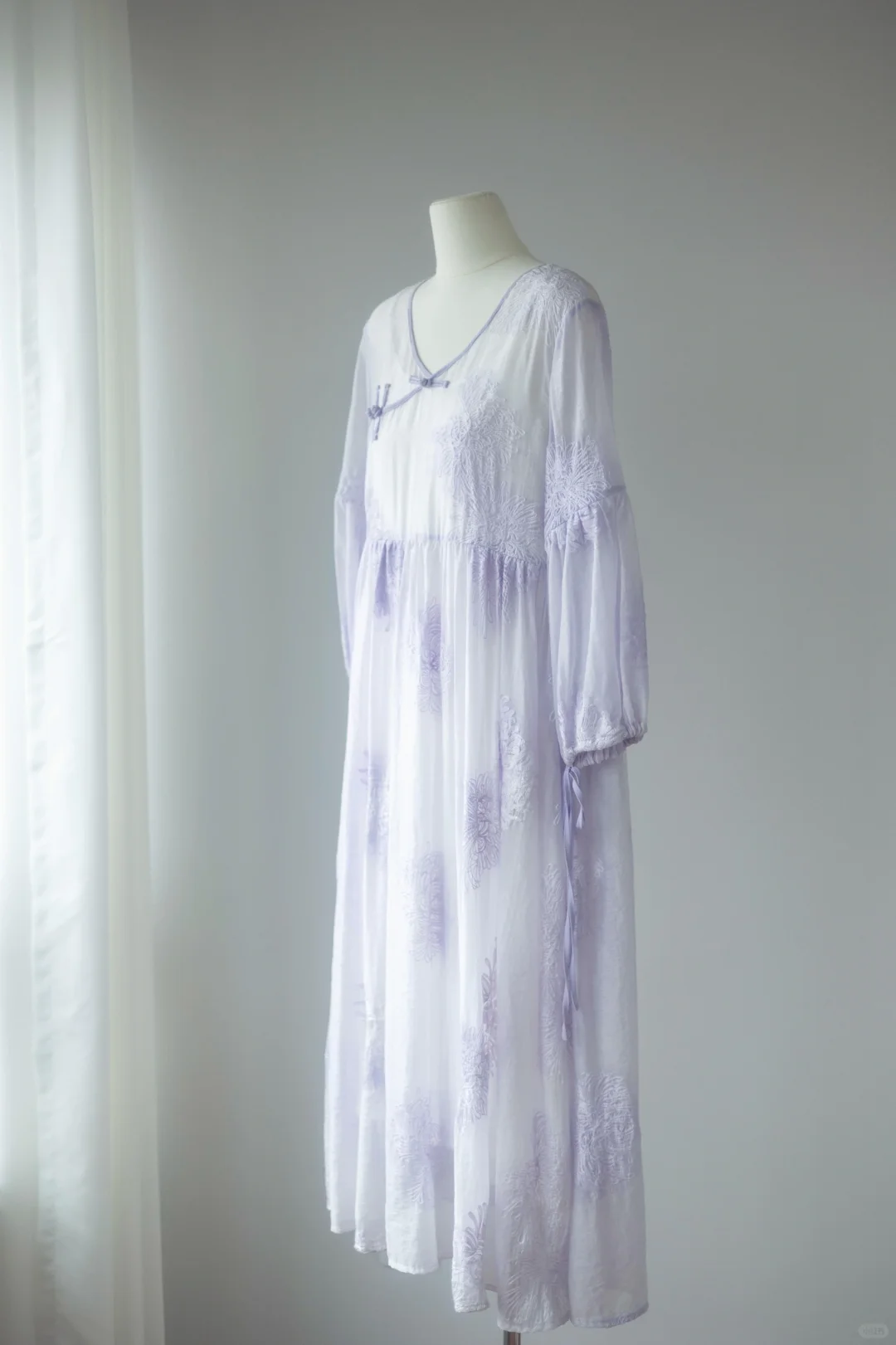 立体刺绣连衣裙｜仙仙的～