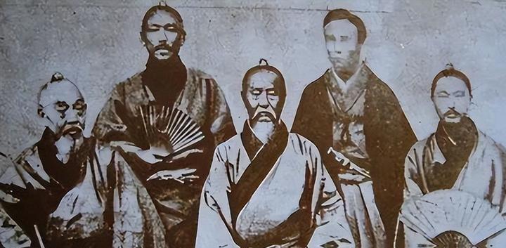 翻开近代史厚重的账册，最让人扼腕的莫过于尊崇中国五百载的“守礼之邦”琉球，在18