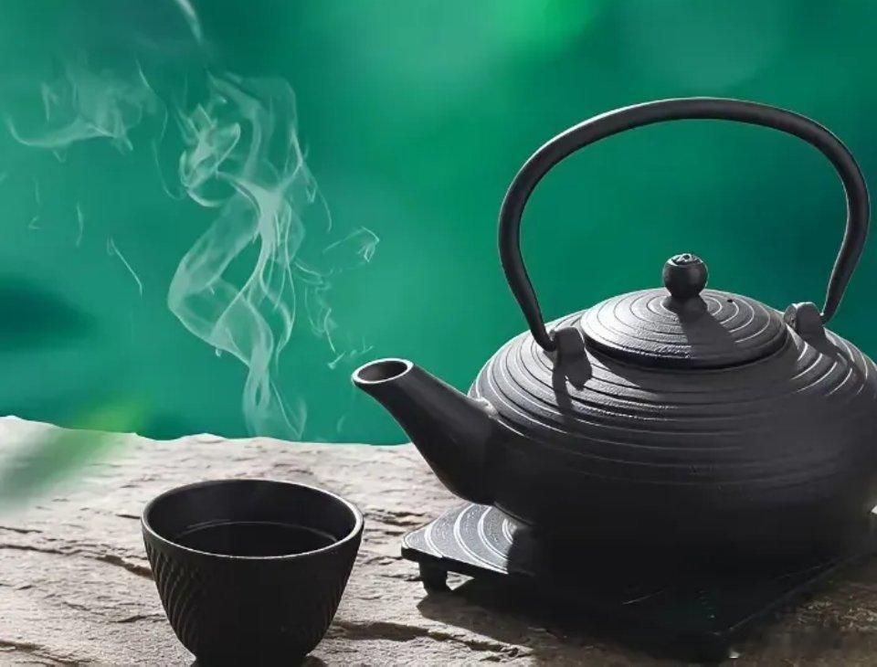 “时间的绝情之处是，它让你熬到真相，却不给你任何补偿。” ​​​