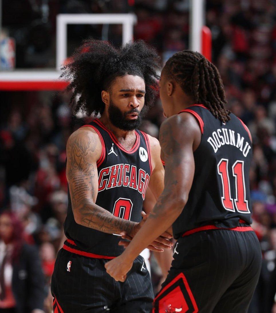 Joe Cowley：森林狼对科比·怀特、多孙姆和特雷·琼斯表现出了兴趣。 