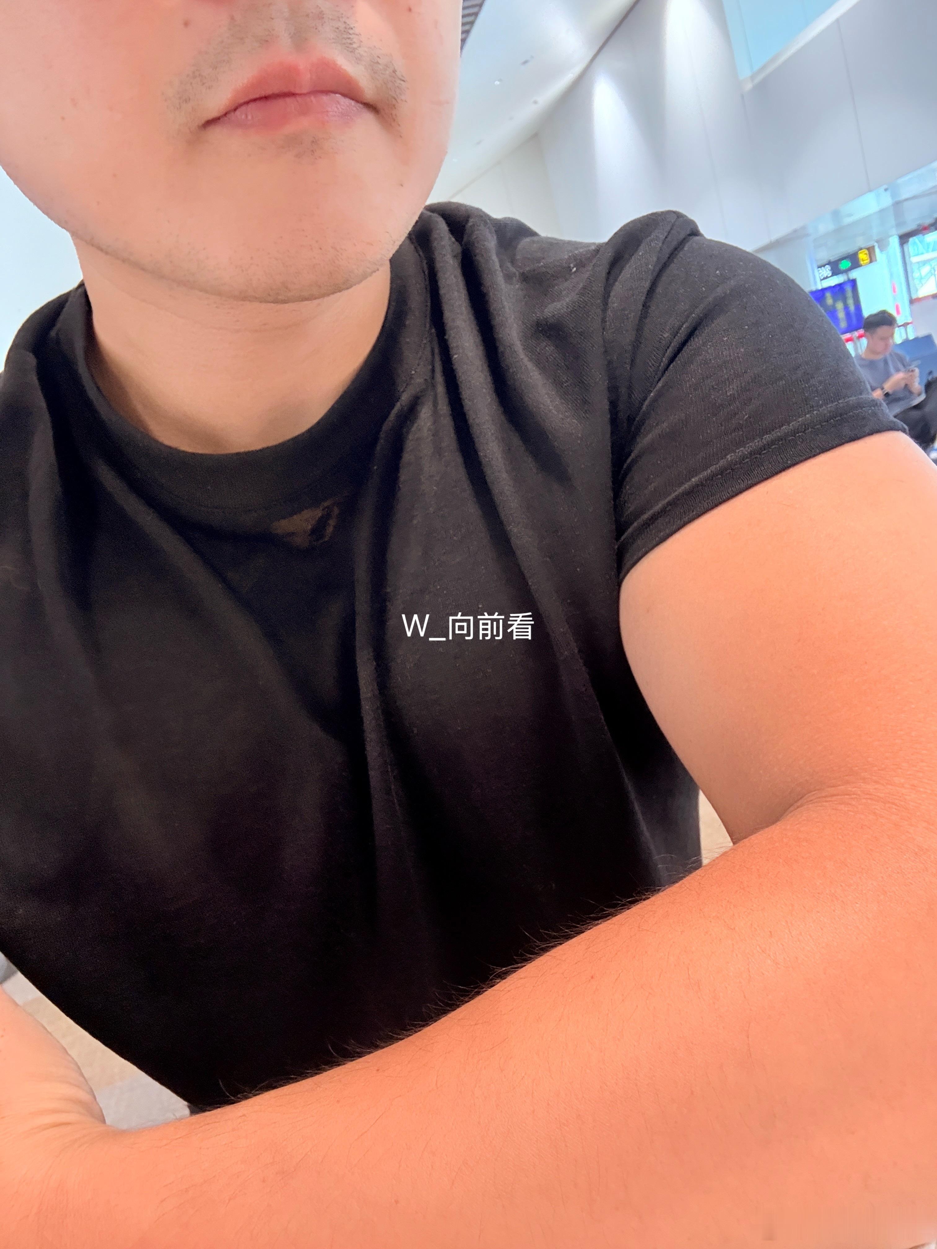 过完安检咯，也马上可以登机了！现在坐飞机我都不在网上办值机和选座位了，去到柜台办