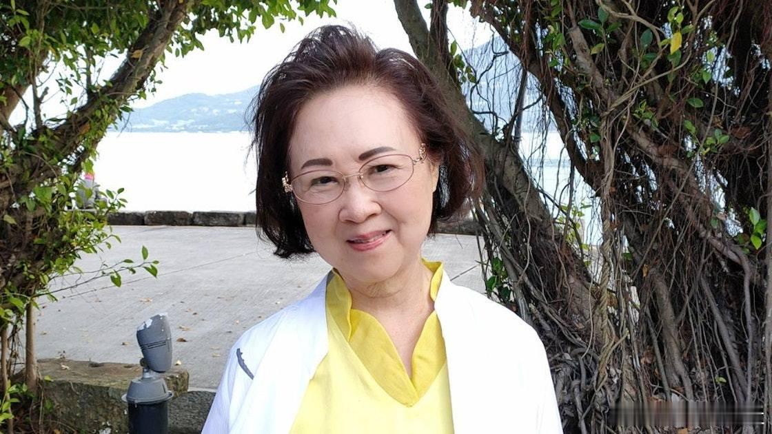 今日突然傳來知名作家瓊瑤在台灣淡水區住家輕生消息，享年86歲。瓊瑤於1963年推