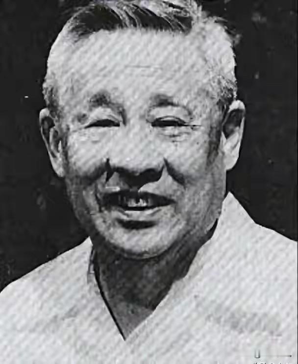 鲁迅长孙曾叛逃到台湾，回到大陆后没受到追责？廖承志道出答案！
 
作为鲁迅嫡长孙