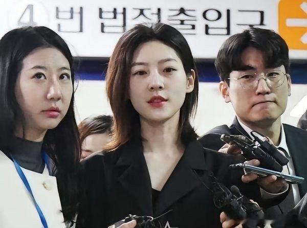 金赛纶遗属曾被100多家媒体拒绝记者会真相暴击：? '发100家媒体全被拒'——